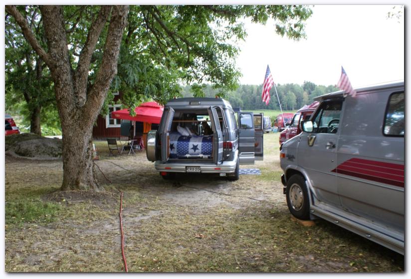 802x537 pixels (95K)